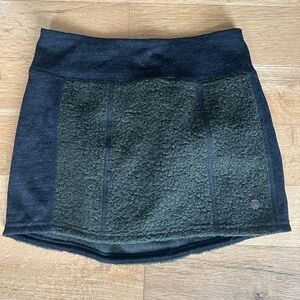 Kuhl wool mini skirt